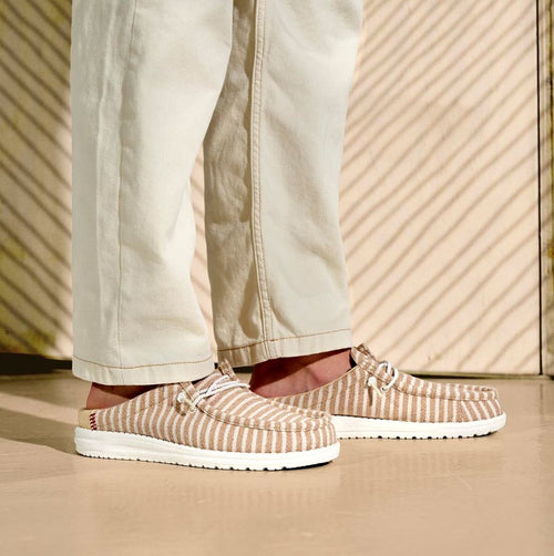 Wally Slip Resort - Tan/White - 2
