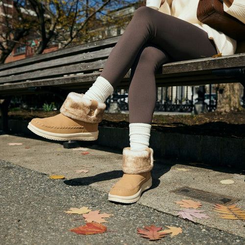 Camden Cuff Classic Cozy - Cognac - 11